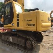 Инжектор Komatsu PC200